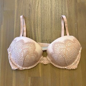 Victoria's Secret Lace Push-Up Bra in Soft Pink